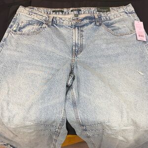 Wild Fable size 17 low rise barrel jeans Light Blue Denim 32” inch inseam rigid